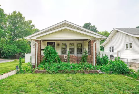 1502 N Bosart Ave, Indianapolis, IN 46201