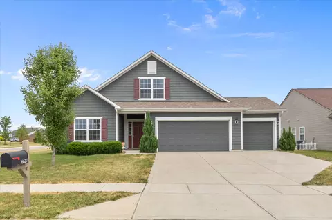 6627 Enclave Blvd, Greenwood, IN 46143