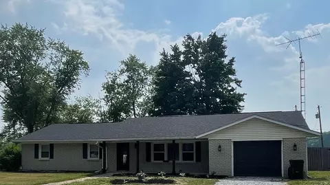 3082 S La Vista Blvd, Columbus, IN 47203