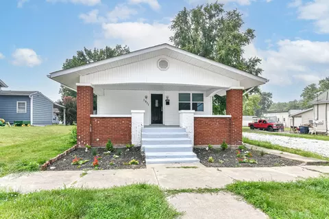 1511 N E St, Elwood, IN 46036