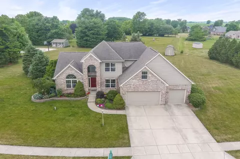 9132 N Beckoning Dr, Pittsboro, IN 46167