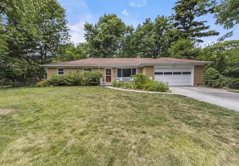 5710 Manning Rd, Indianapolis, IN 46228