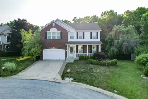 1390 Stansbury Ct, Greenwood, IN 46143