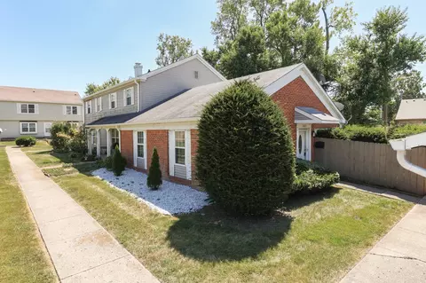 7463 Woodshire Pl, Indianapolis, IN 46217