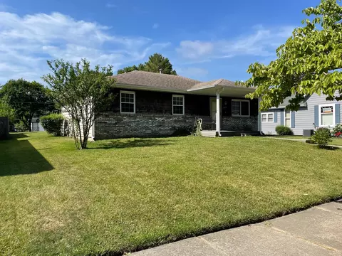 209 Douglas St, Greenfield, IN 46140
