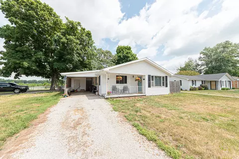 396 Daugherty St, Columbus, IN 47201