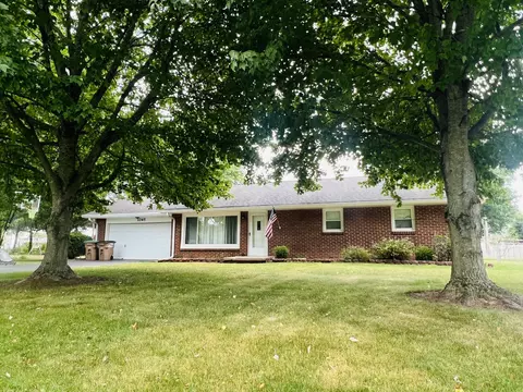 1065 Beechtree Dr, Columbus, IN 47203