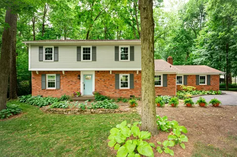 3221 E 106th St, Carmel, IN 46033