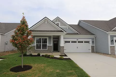 10702 Maidenhair Dr, Indianapolis, IN 46239