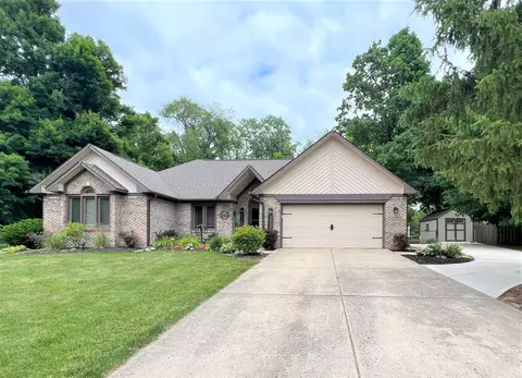 250 Martha Eunice Ln, Clayton, IN 46118