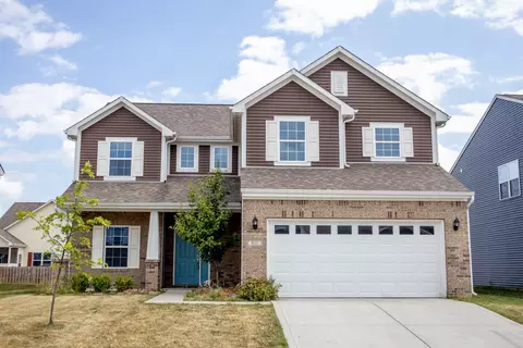 811 Sommersweet Run, Greenwood, IN 46143