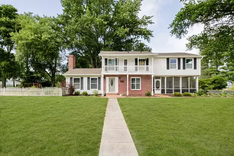 1100 Roosevelt Dr, Noblesville, IN 46060
