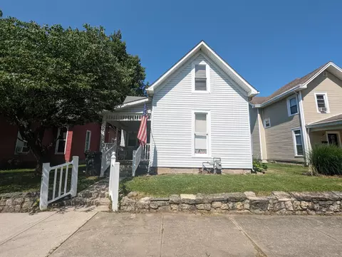 529 N Jackson St, Rushville, IN 46173