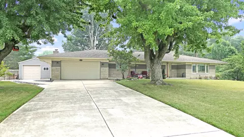 4615 Earlham Dr, Indianapolis, IN 46227