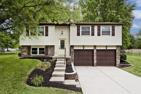 6707 Breeds Hill Dr, Indianapolis, IN 46237