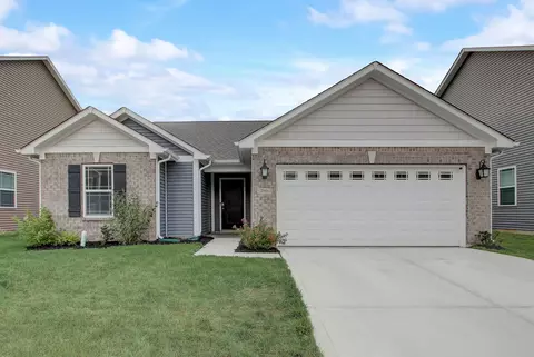 2901 Pointe Harbor Dr, Indianapolis, IN 46229