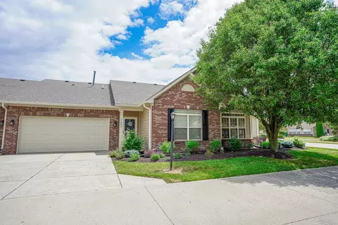 2602 Big Bear Ln, Indianapolis, IN 46217
