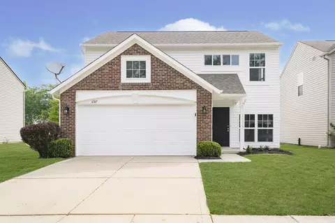 6747 Wimbledon Dr, Zionsville, IN 46077