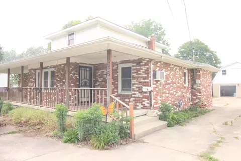326 Walnut St, Chesterfield, IN 46017