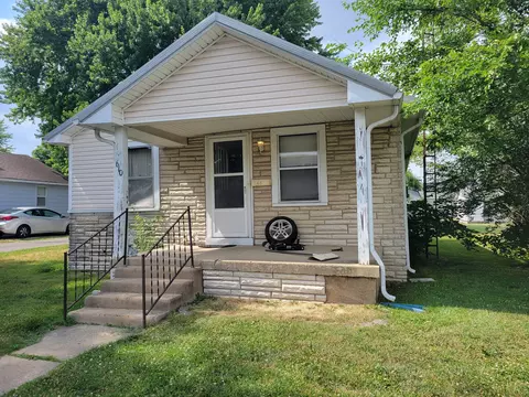 610 W 7th St, Rushville, IN 46173