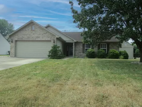 2143 Fiesbeck Dr, Columbus, IN 47201