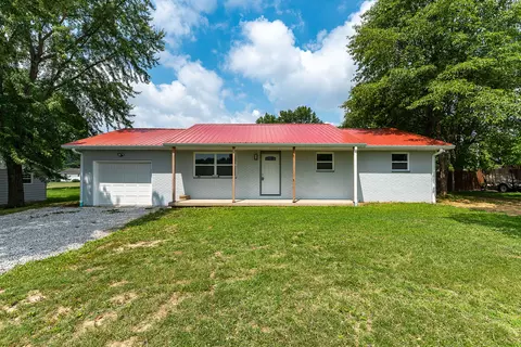 2098 S Ronnie Ave, Scottsburg, IN 47170
