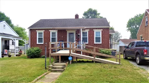 434 Lee Blvd, Seymour, IN 47274