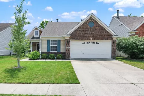 10865 Washington Bay Dr, Fishers, IN 46037