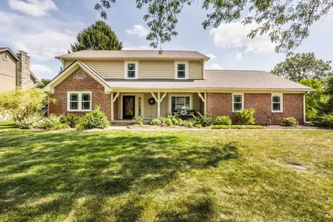 245 Camden Dr, Zionsville, IN 46077