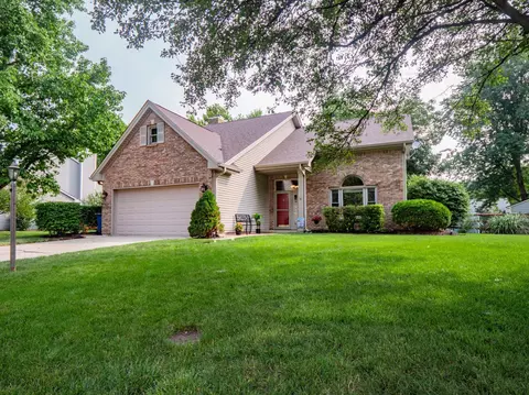 12505 Bentley Blvd, Fishers, IN 46038