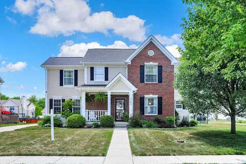 17983 Forreston Oak Dr, Noblesville, IN 46062