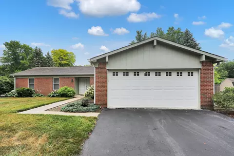 537 S Sunblest Blvd, Fishers, IN 46038