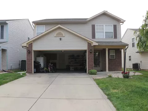 7704 Lake Vista Ln, Indianapolis, IN 46217
