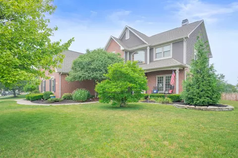 412 Shoemaker Dr, Carmel, IN 46032