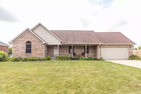 219 Woodland Pl, Pittsboro, IN 46167