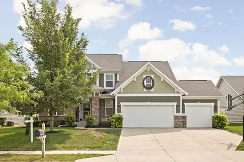 15886 Millwood Dr, Noblesville, IN 46060