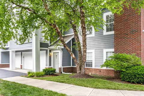 1080 Shadow Ridge Rd, Indianapolis, IN 46280