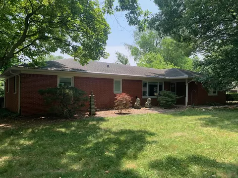 3055 Meeting House Ln, Indianapolis, IN 46222