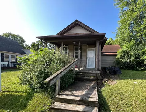 103 E South St, Arcadia, IN 46030
