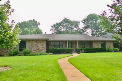 1106 N Shellbark Rd, Muncie, IN 47304