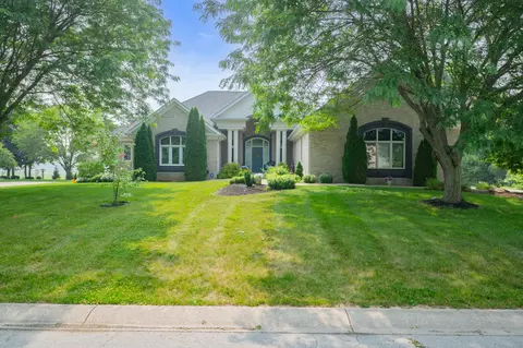 505 S Pinehurst Ln, Yorktown, IN 47396