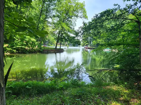 2176 E Maple Turn Rd, Martinsville, IN 46151
