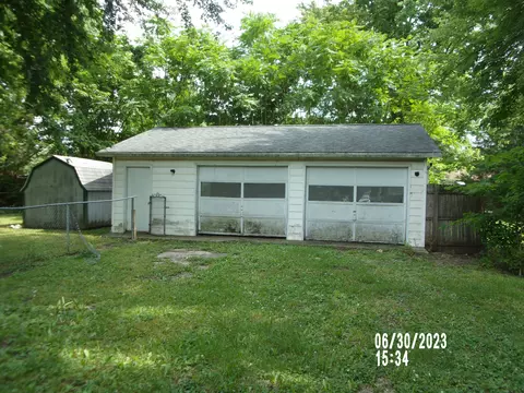 2005 E 16th St, Muncie, IN 47302 photo 4