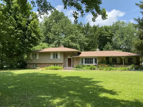 1836 Nottingham Dr, Indianapolis, IN 46240