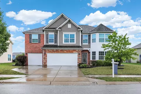 8849 New Heritage Ct, Indianapolis, IN 46239