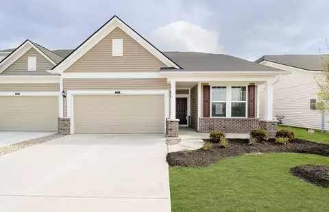 907 Tuxedo Dr, Westfield, IN 46074