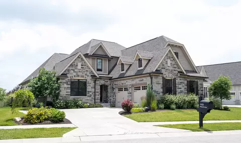 11223 Heritage View Ln, Carmel, IN 46032