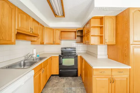 152 W Central Way, Pendleton, IN 46064 photo 14