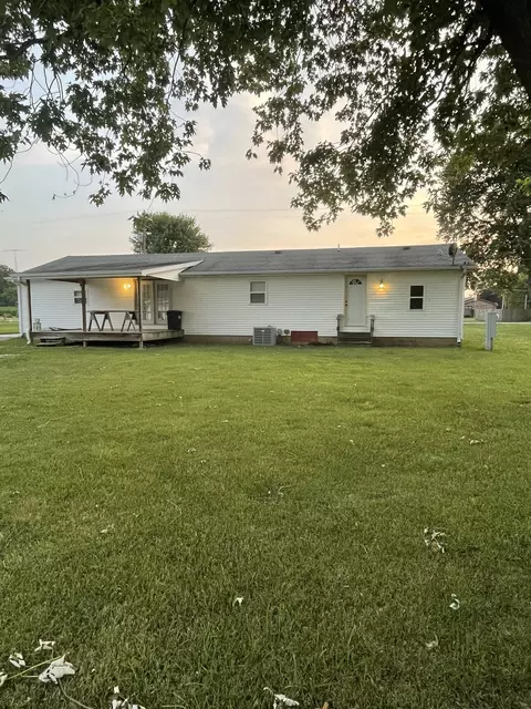 306 S Eugene Ave, Cayuga, IN 47928