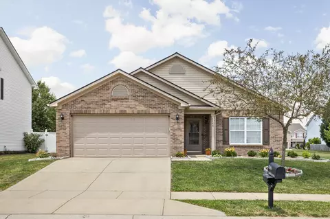 8346 Catchfly Dr, Plainfield, IN 46168